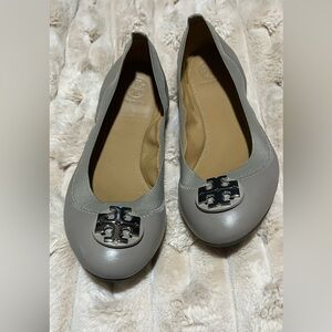 Tory Burch Claire Elastic Taupe Leather Ballet Flats Sz 8